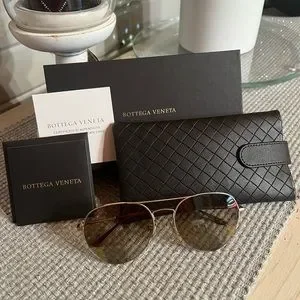 Bottega Veneta | Accessories | Authentic Bottega Veneta 58mm  display picture 1